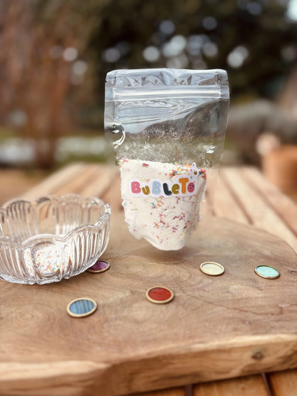 BubleTo Fun - peniaci prášok s veselými farebnými paličkami, 120g