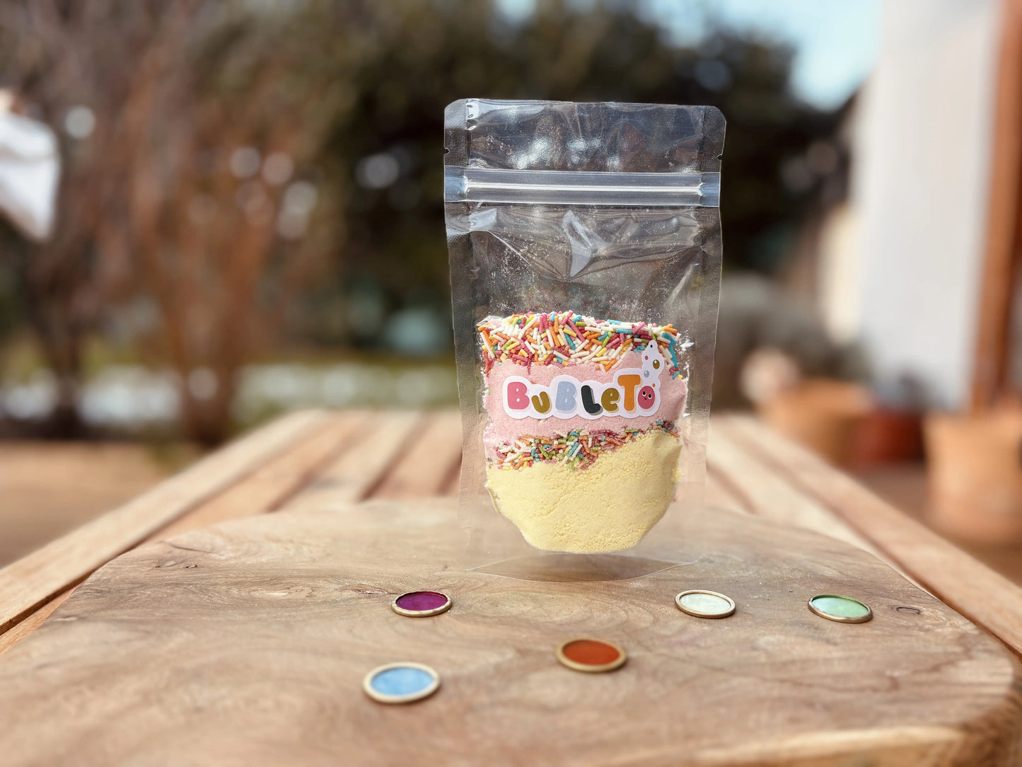 BubleTo Fun - peniaci prášok s veselými farebnými paličkami, 120g
