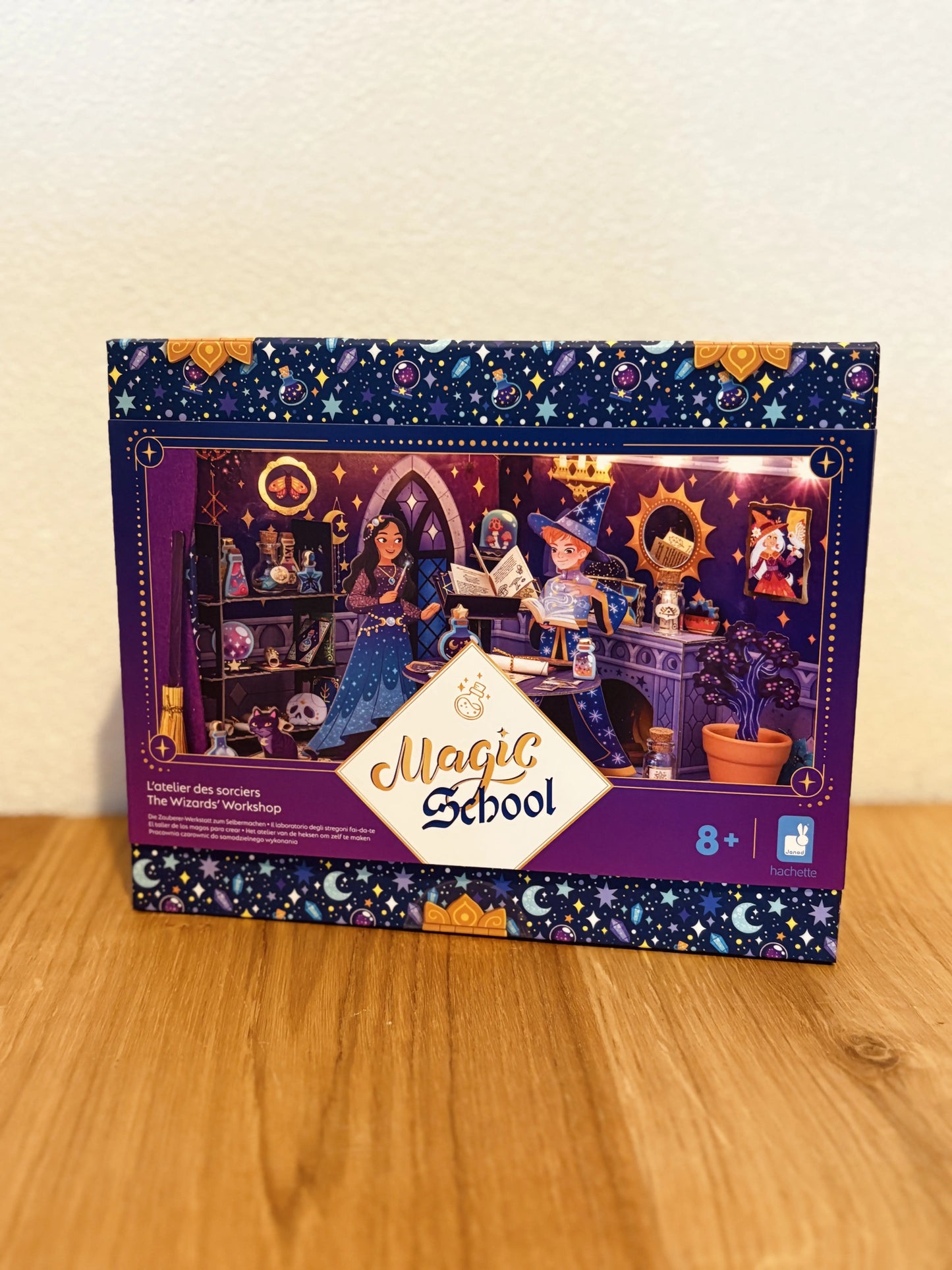 Janod Magic School - Sada na výrobu 3D Hodiny čarodejníctva