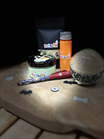 Žiariaci halloweensky BubleTo set s UV svetielkom