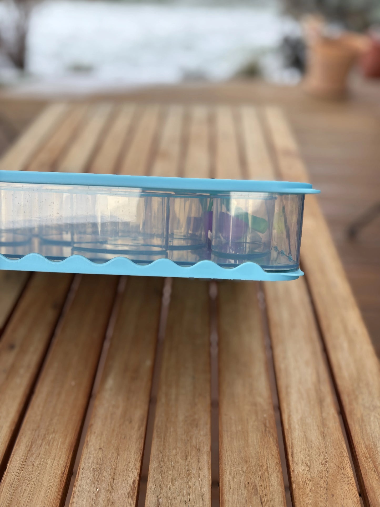 Senzorická tácka s mištičkami a pomôckami - Learning Resources